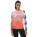 Camiseta desigual de manga larga, nubes, flores y aves y con cita: El miedo es una ilusiΓ³n