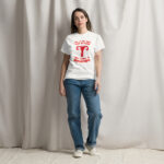 Todo lo que puede hacer un hombre puedo hacerlo yo SANGRANDO - Camiseta para mujeres empoderadas, lucha por la igualdad de género