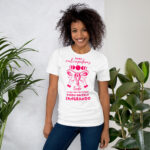 Tengo VULVAPODERES: todo lo que hace un hombre puedo hacerlo SANGRANDO. Camiseta para el Día de la Mujer empoderada, rojo sangre, blanco, multicolor
